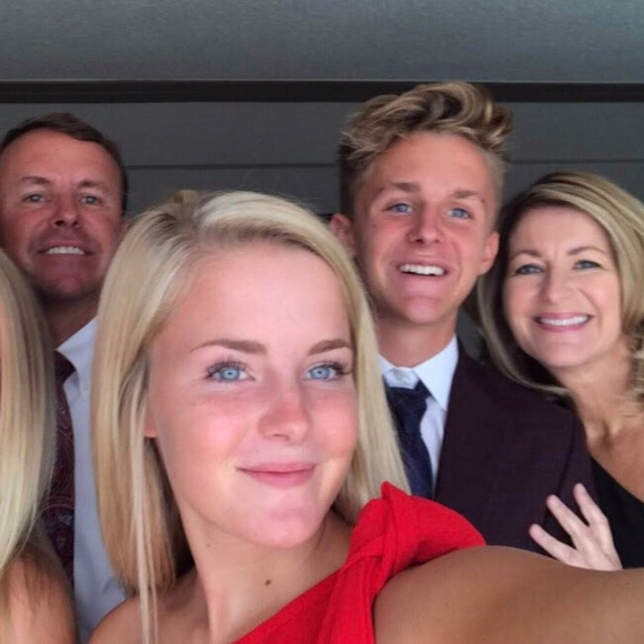 Meet your Posher, Grace - Picture 1 of 1